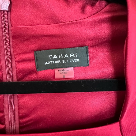 Tahari Ruby Red Sleeveless Midi Dress - Picture 2 of 3